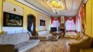 Апартаменты Медный Всадник Ялта 3-комнатные апартаменты улучшенные с 2 двуспальными кроватями-7