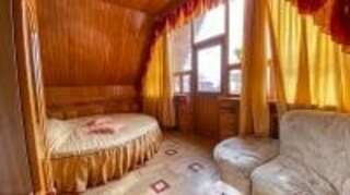 Апартаменты Медный Всадник Ялта 2-комнатный номер люкс с 1 двуспальной кроватью-9